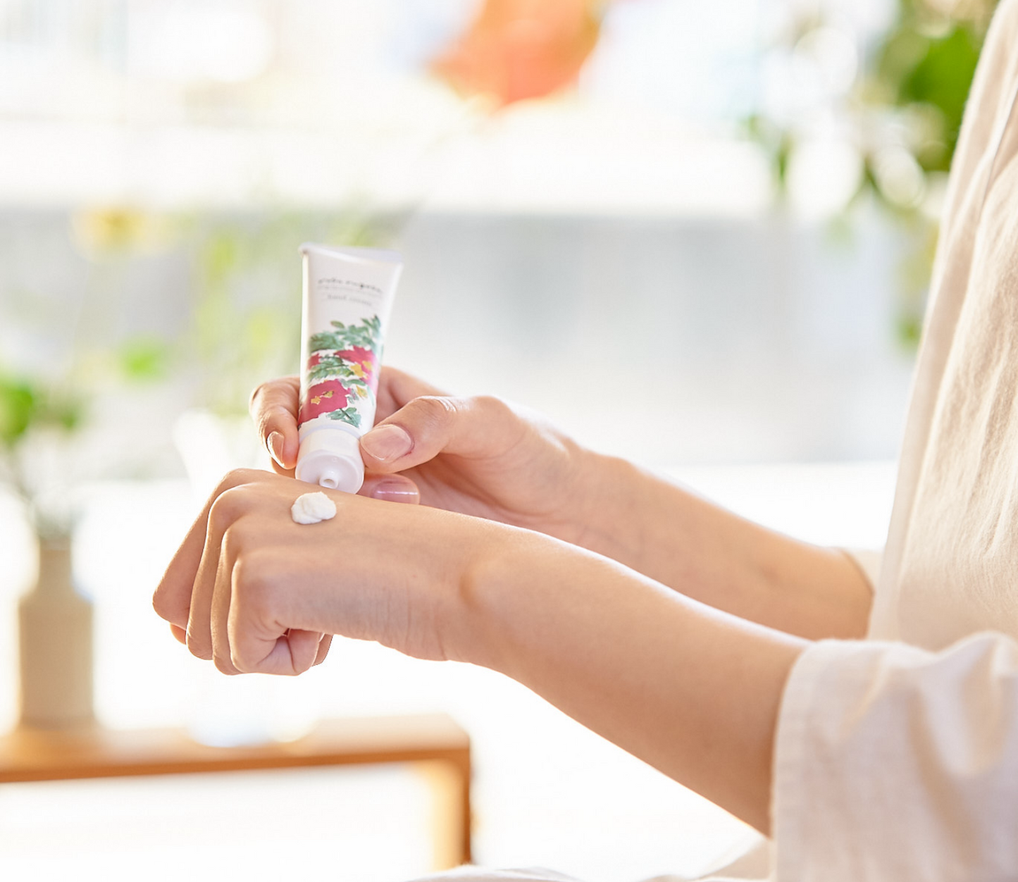 ロサ・ルゴサ ハンドクリーム - rosa rugosa